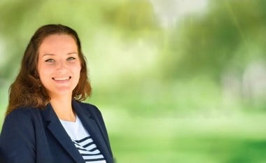 Laetitia & son équipe à votre écoute : 04 28 29 70 74