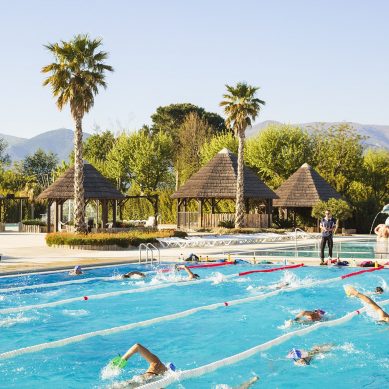 Semi-olympisch zwembad (25 m) in Argelès sur Mer